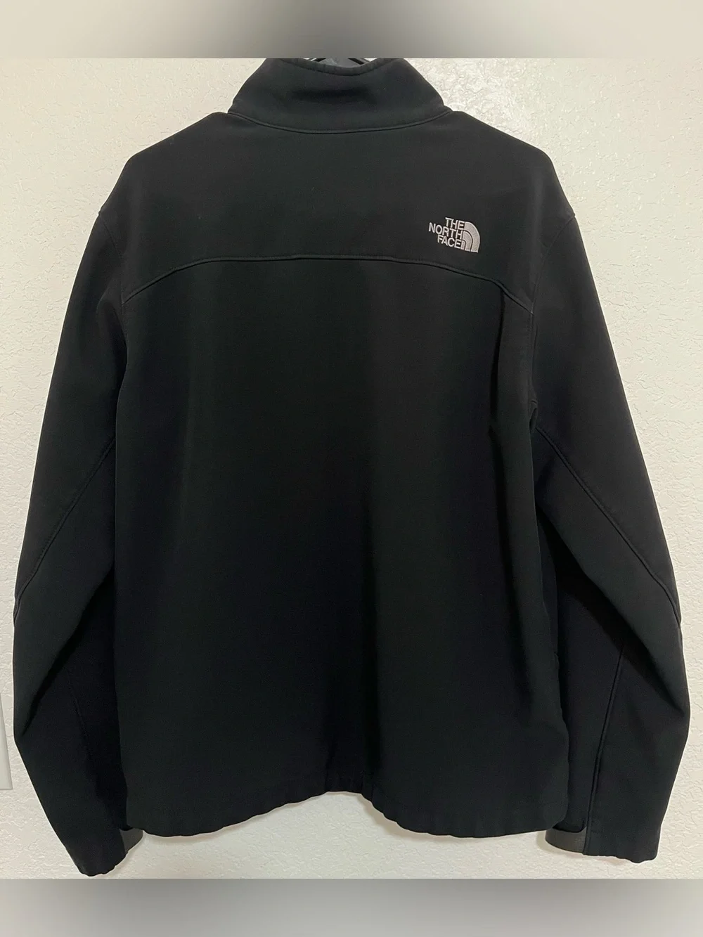 The North Face Men’s Black Soft Shell Jacket Fleece Lined Outdoor Hiking